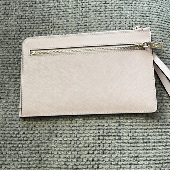 Kate Spade wristlet - Picture 2 of 4